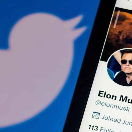 Elon Musk, World's Richest Person, Seals a $44 Billion Deal for Twitter._11zon