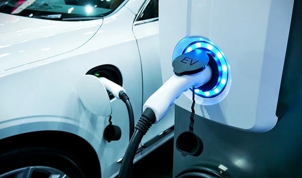 Electric and hybrid vehicles 