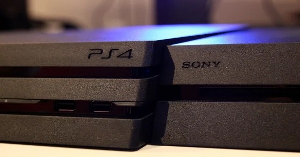 Which is the better pick, the PS4 Slim or PS4 Pro?