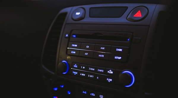 How to Listen to Audio in Your Car Without AUX or Bluetooth