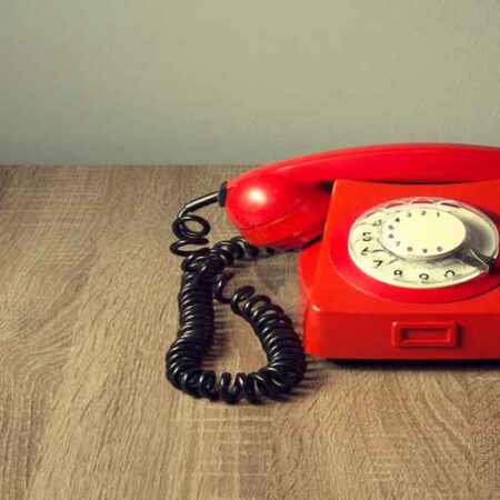 How to Send a Voicemail to a Landline Without Calling